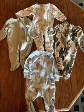 Baby Footie One-Piece in Sage Green and Cream - Soft Zipper Sleepwear